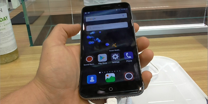 ZTE Blade V7 hands-on video