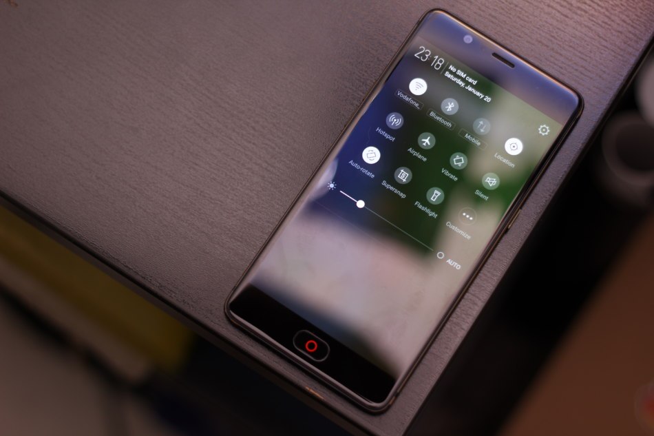 Nubia M2