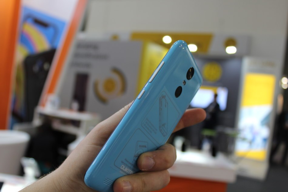 Oukitel C8