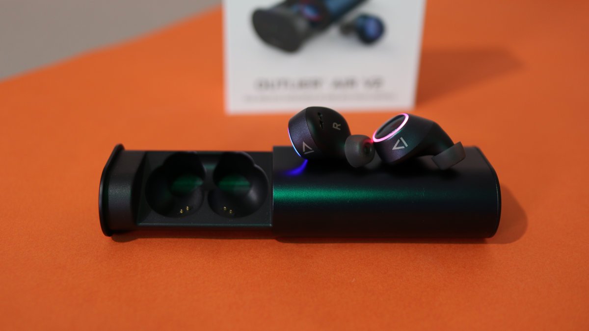 Creative Outlier Air V2 Review
